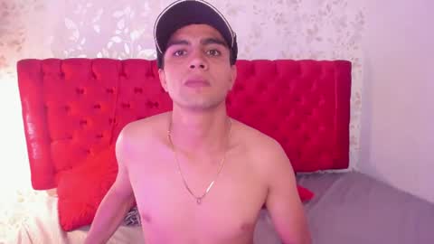Snapshot of juanga_briel chatting on July 2, 12:22 pm JUAN GABRIEL online show from July 2, 12:22 pm