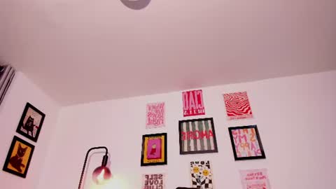 Snapshot of juanitaaa_ chatting on July 2, 3:23 am juanitaaa_ online show from July 2, 3:23 am