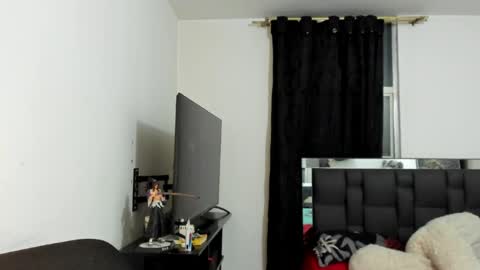 Snapshot of juanjo_ferrari chatting on May 3, 2:39 am juanjo ferrari online show from May 3, 2:39 am