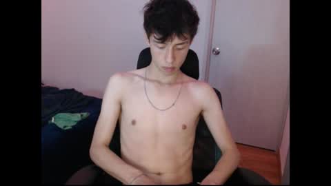 Snapshot of juanmres chatting on October 31, 11:28 pm juanmres online show from October 31, 11:28 pm