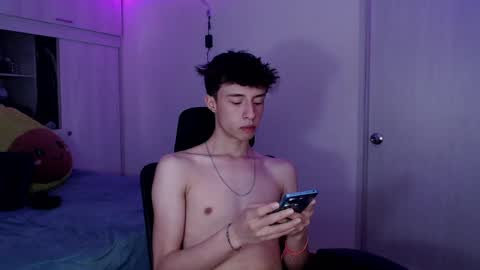 Snapshot of juanmres chatting on March 30, 9:05 pm juanmres online show from March 30, 9:05 pm