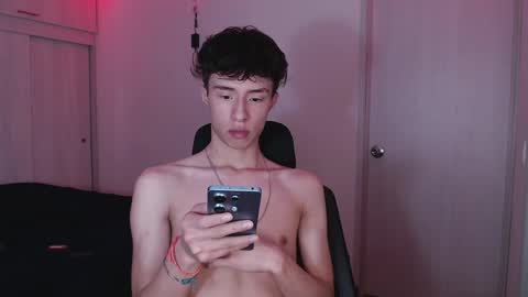 Snapshot of juanmres chatting on April 4, 7:55 pm juanmres online show from April 4, 7:55 pm