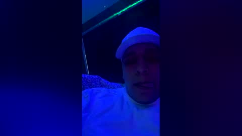 juanpablovg22 online show from March 10, 5:18 pm