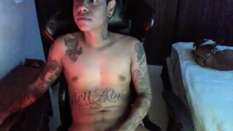 Snapshot of juanpt69 chatting on January 1, 9:07 am juanpt69 online show from January 1, 9:07 am