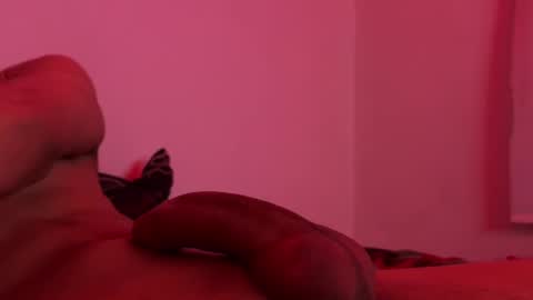 Snapshot of juanpzll23 chatting on January 10, 2:57 am juanpzll23 online show from January 10, 2:57 am