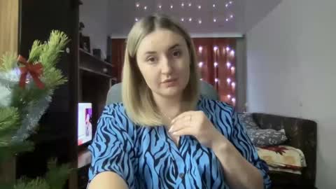 JudeValenti online show from December 19, 4:24 pm