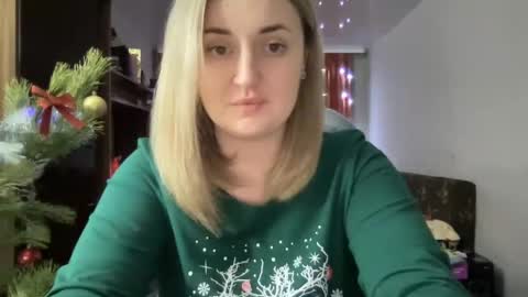 JudeValenti online show from January 3, 8:32 pm