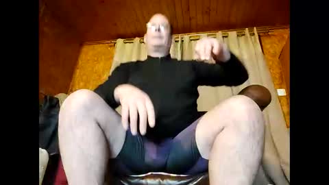 Snapshot of judojeff chatting on December 17, 8:10 pm judojeff online show from December 17, 8:10 pm