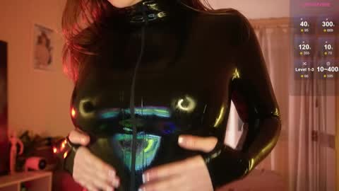 Snapshot of juelzfoxy chatting on December 2, 12:09 am Juelz  online show from December 2, 12:09 am