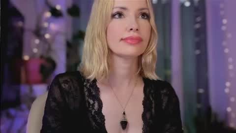 Snapshot of jugoddess chatting on July 15, 5:51 pm Goddess Julia online show from July 15, 5:51 pm