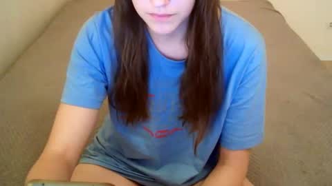 Snapshot of juicetalia chatting on September 23, 8:28 am JuiceTalia online show from September 23, 8:28 am