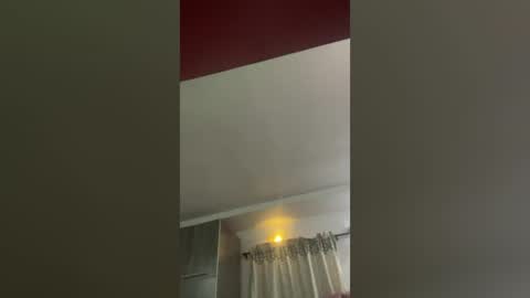 Snapshot of juicy_gold22 chatting on August 9, 9:42 pm Mariagold online show from August 9, 9:42 pm
