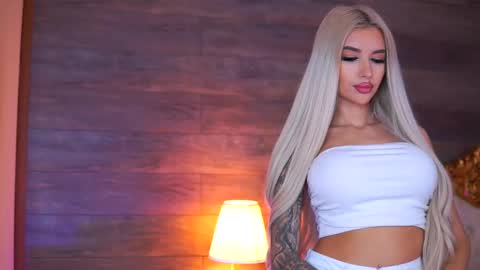 Jessye online show from November 16, 8:47 pm