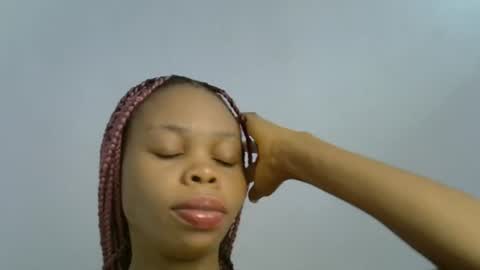 Snapshot of juicy_slut0 chatting on June 23, 7:50 am Champaign online show from June 23, 7:50 am