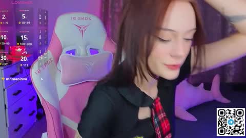 Snapshot of juicyamy_ chatting on February 18, 3:19 pm Amy online show from February 18, 3:19 pm