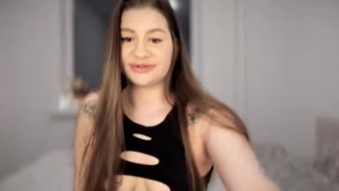 Elena online show from December 14, 3:39 pm