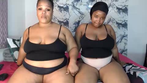 Snapshot of juicyjasminx chatting on May 21, 11:12 pm juicyjasminx online show from May 21, 11:12 pm