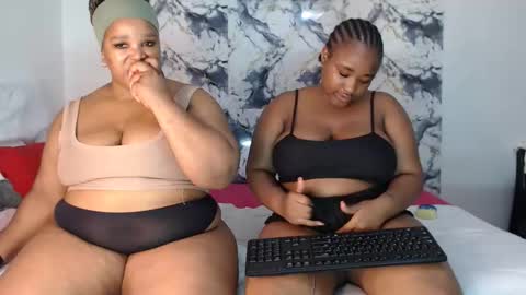 Snapshot of juicyjasminx chatting on June 1, 9:16 pm juicyjasminx online show from June 1, 9:16 pm