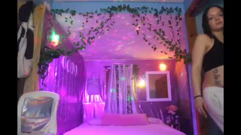 juicyjayxxx69 online show from January 10, 7:21 am