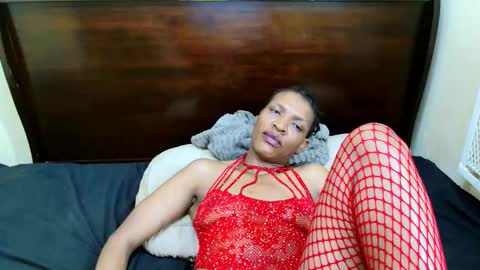 Snapshot of juicykayxxx chatting on October 1, 1:55 am Miss Kay online show from October 1, 1:55 am