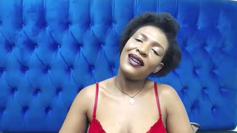 Snapshot of juicykayxxx chatting on May 18, 6:14 pm Miss Kay online show from May 18, 6:14 pm