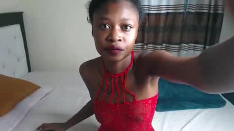 Snapshot of juicymunirah chatting on November 3, 6:25 am juicymunirah online show from November 3, 6:25 am