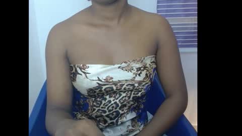 juicynwetx online show from December 17, 7:25 am