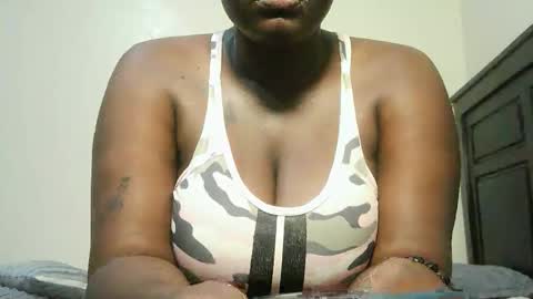 Snapshot of juicyslurrt chatting on May 20, 6:58 pm juicyslurrt online show from May 20, 6:58 pm
