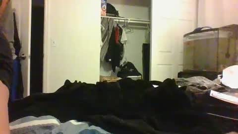 Snapshot of juicyyxx3 chatting on December 5, 5:59 am Juiccy online show from December 5, 5:59 am