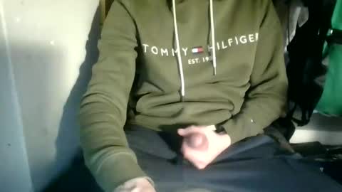 juju78juju online show from February 3, 11:47 pm