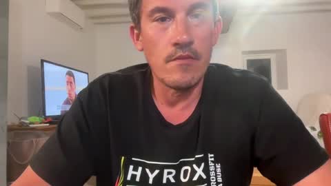 Snapshot of juju97469 chatting on July 27, 10:17 pm juju97469 online show from July 27, 10:17 pm