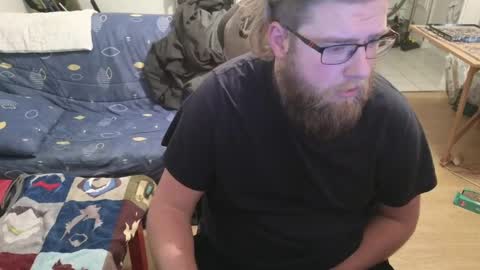 Julcs online show from January 30, 8:10 pm