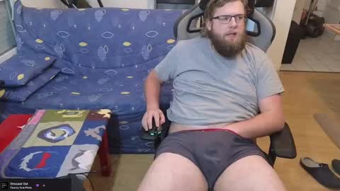 Julcs online show from March 2, 5:36 pm