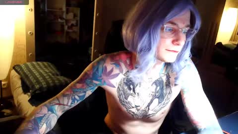 Snapshot of juleea_doll chatting on April 21, 6:55 pm Julia online show from April 21, 6:55 pm