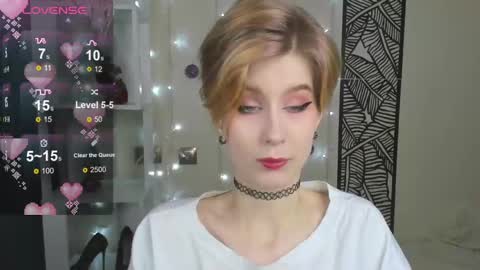 Snapshot of julescrown chatting on December 26, 1:07 am Jules online show from December 26, 1:07 am