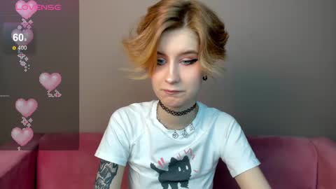 Snapshot of julescrown chatting on March 3, 12:59 am Jules online show from March 3, 12:59 am