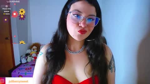 Juliana online show from October 10, 1:59 am