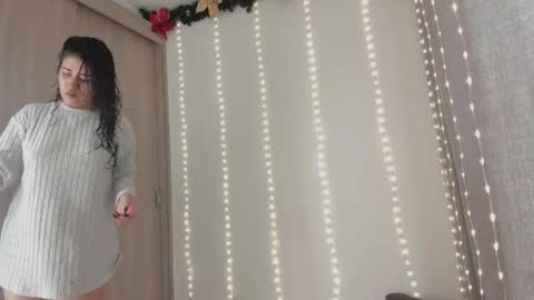 Juli Modelo Independiente online show from March 6, 6:15 pm