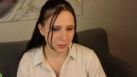 Snapshot of julia_shyy chatting on May 12, 1:03 am Julia Shyy online show from May 12, 1:03 am