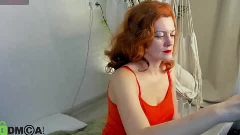 Snapshot of julia_suny chatting on April 24, 1:19 am julia_suny online show from April 24, 1:19 am