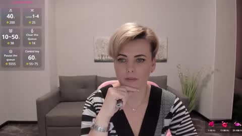 Julia online show from December 13, 10:41 am