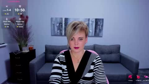 Julia online show from December 1, 1:05 pm