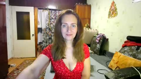 Snapshot of juliaa_foxi chatting on February 14, 6:48 pm juliaa_foxi online show from February 14, 6:48 pm