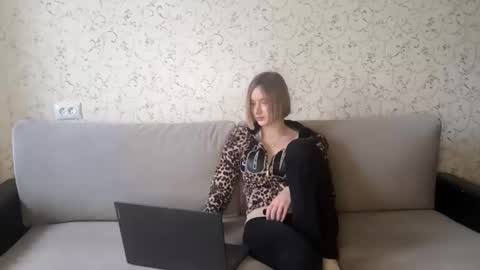 Kate online show from March 31, 3:12 pm