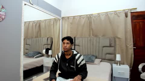 Snapshot of julian_billy chatting on January 18, 11:32 am julian billy online show from January 18, 11:32 am