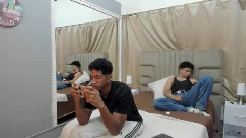 Snapshot of julian_billy chatting on February 15, 6:01 pm julian billy online show from February 15, 6:01 pm