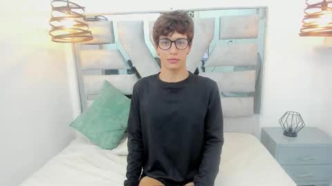 julian_steward online show from January 12, 7:52 pm