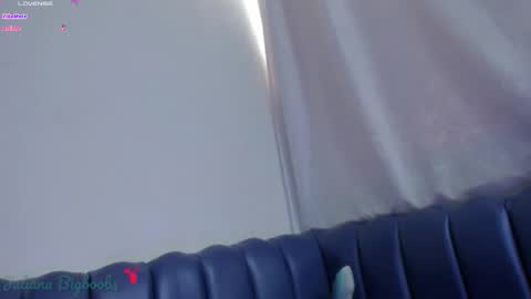 Juliana online show from November 28, 7:05 pm