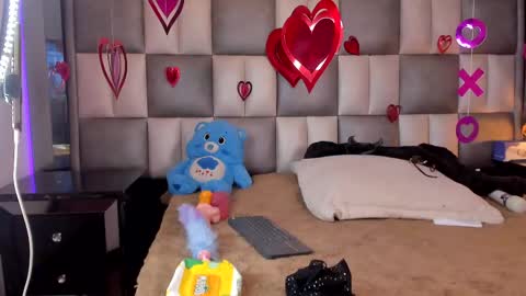 juliana_js_ online show from February 13, 12:13 am