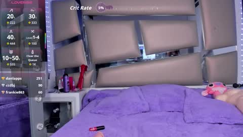 juliana_js_ online show from September 17, 12:12 am